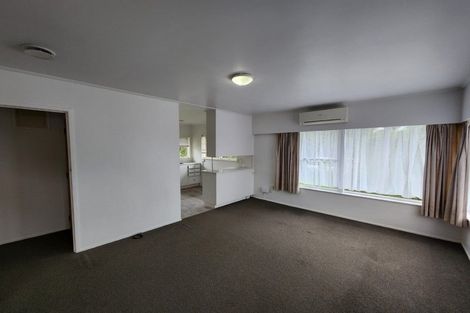 Photo of property in 2/28 Windy Ridge Road, Glenfield, Auckland, 0629