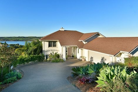 Photo of property in 28 Pacific Cliffs Drive, Gulf Harbour, Whangaparaoa, 0930
