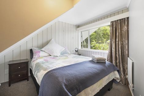 Photo of property in 51 Winston Street, Crofton Downs, Wellington, 6035