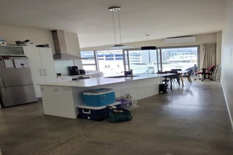 Photo of property in 1/25 Home Street, Mount Victoria, Wellington, 6011