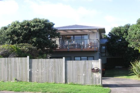 Photo of property in 9 Tireti Road, Titahi Bay, Porirua, 5022