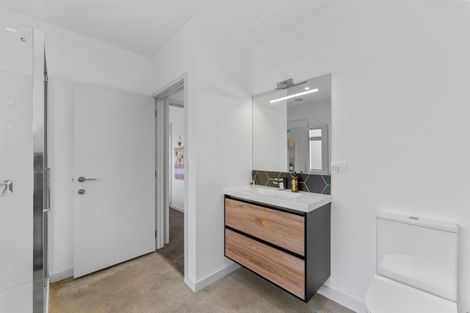 Photo of property in 40 Lacebark Drive, Kinloch, Taupo, 3377