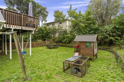 Photo of property in 23a Coates Street, Tawa, Wellington, 5028