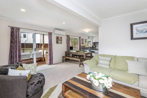Photo of property in 53b Howe Street, Howick, Auckland, 2014