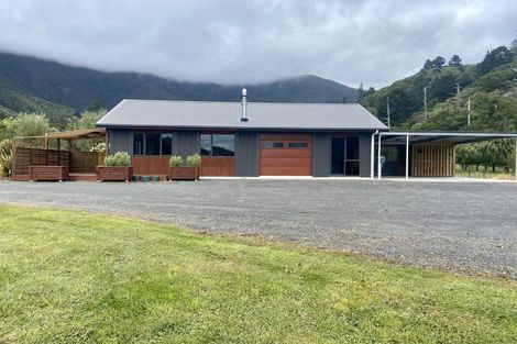 Photo of property in 120 Boons Valley Road, Waikawa, Picton, 7220