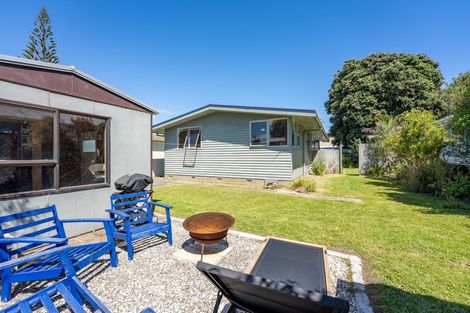 Photo of property in 50 Tasman Road, Otaki Beach, Otaki, 5512