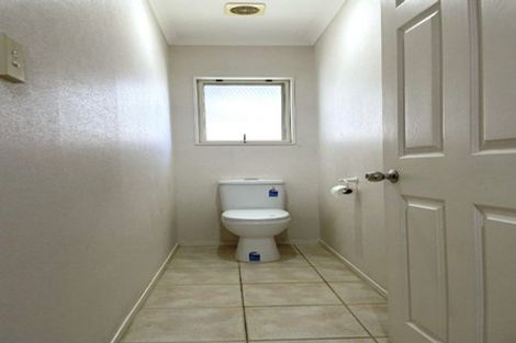 Photo of property in 7 Mullagh Place, East Tamaki Heights, Auckland, 2016