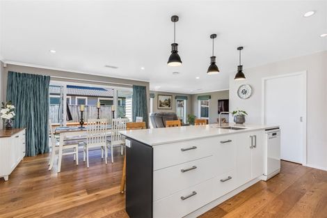 Photo of property in 17 Waitaria Terrace, Aotea, Porirua, 5024