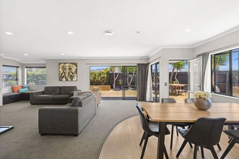 Photo of property in 5 Manoy Street, Motueka, 7120