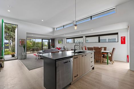 Photo of property in 83 Coast Boulevard, Papamoa Beach, Papamoa, 3118