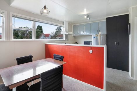 Photo of property in 28 Freyberg Street, Solway, Masterton, 5810