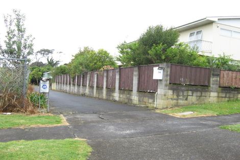 Photo of property in 24 Ridgemount Rise, Mangere Bridge, Auckland, 2022