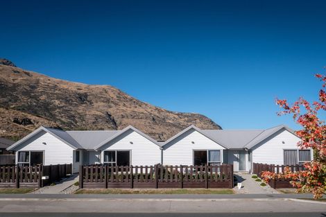 Photo of property in 46 Myles Way, Lower Shotover, Queenstown, 9304