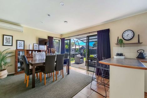 Photo of property in 14 Duggan Drive, Owhata, Rotorua, 3010