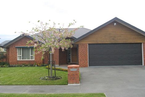Photo of property in 10 Glasnevin Drive, Casebrook, Christchurch, 8051