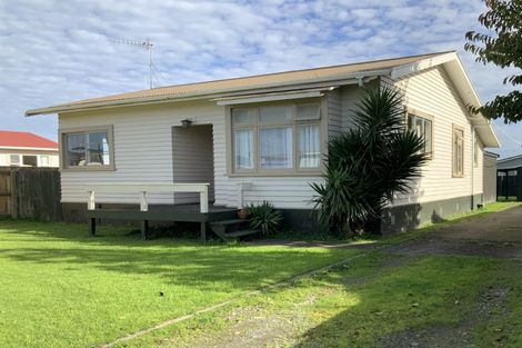 Photo of property in 36 Balmoral Street, Levin, 5510
