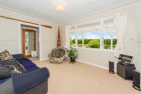 Photo of property in 16 Taumutu Road, Southbridge, 7602