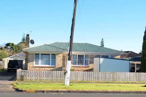 Photo of property in 1/3 Calvert Avenue, Mangere East, Auckland, 2024