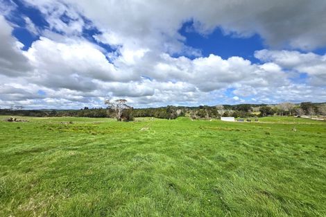Photo of property in 42 Ford Road, Paparoa, Maungaturoto, 0583