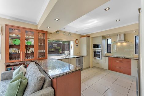 Photo of property in 24 Olena Avenue, Sunnyhills, Auckland, 2010