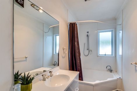 Photo of property in 236 Willowbank Avenue, Meeanee, Napier, 4183