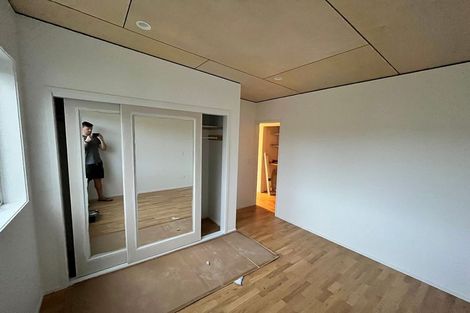 Photo of property in 8-8a Walton Avenue, Waikanae, 5036