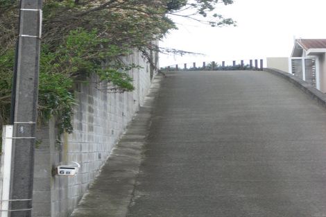 Photo of property in 6b Scott Street, Moturoa, New Plymouth, 4310