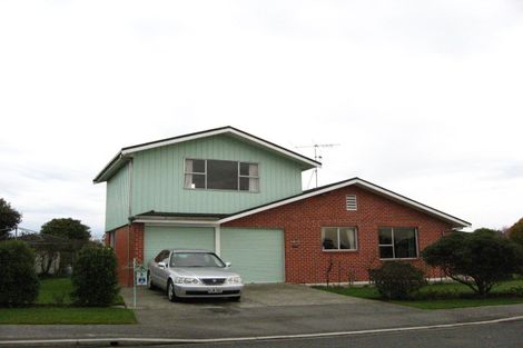 Photo of property in 8 Cruickshank Crescent, Rosedale, Invercargill, 9810