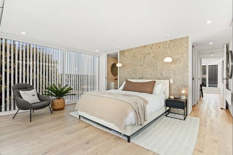 Photo of property in 16 Ida Way, Omaha, 0986