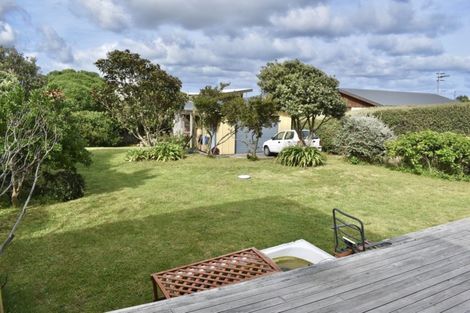 Photo of property in 5 Brendan Drive, Te Horo Beach, Otaki, 5581