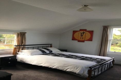 Photo of property in 17 Queen Street, Brighton, Dunedin, 9035