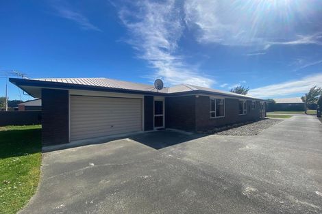 Photo of property in 63 Arthur Street, Winton, 9720