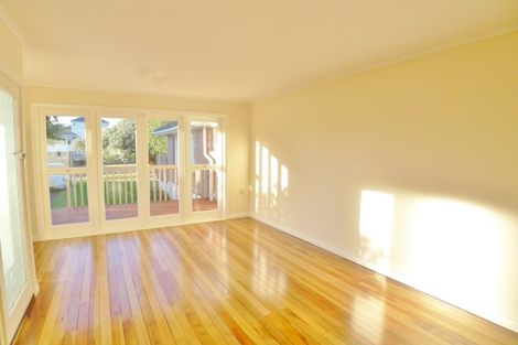 Photo of property in 14 Fairleigh Avenue, Mount Albert, Auckland, 1025