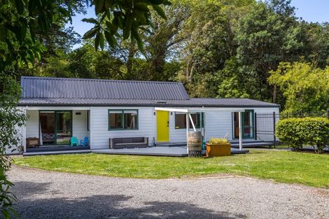 Photo of property in 4a Kereru Grove, Featherston, 5710