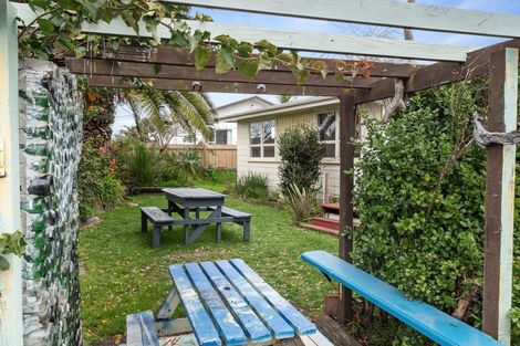 Photo of property in 1/23 Sea Spray Drive, Bucklands Beach, Auckland, 2012