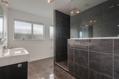 Photo of property in 3a Christian Place, Awapuni, Palmerston North, 4412