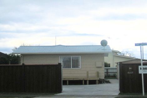 Photo of property in 94 Tait Drive, Greenmeadows, Napier, 4112