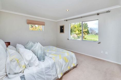 Photo of property in 270 Schnapper Rock Road, Schnapper Rock, Auckland, 0632
