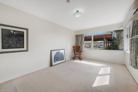 Photo of property in 82 Botany Road, Botany Downs, Auckland, 2010