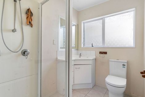 Photo of property in 19 Patons Road, Howick, Auckland, 2014