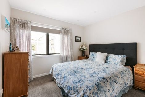Photo of property in 26 Harbour View Road, Omokoroa, 3114