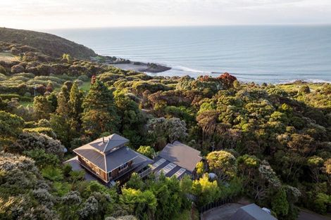 Photo of property in 37 Whaanga Road, Raglan, 3297