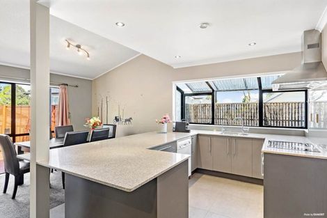 Photo of property in 3/20a Lavery Place, Sunnynook, Auckland, 0632