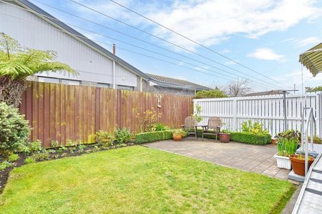 Photo of property in 2/1 Larkhill Place, Russley, Christchurch, 8042