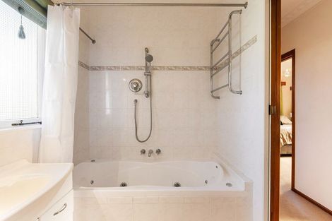 Photo of property in 27 Valley Road, Mangapapa, Gisborne, 4010