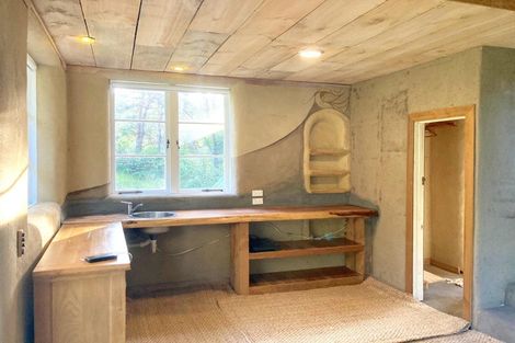 Photo of property in 197 Parker Road, Oratia, Auckland, 0604