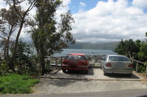 Photo of property in 2/50 Ferry Street, Seatoun, Wellington, 6022