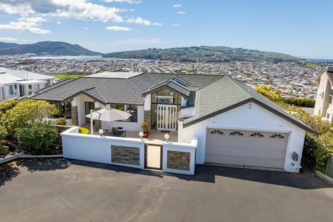 Photo of property in 95 Easther Crescent, Kew, Dunedin, 9012