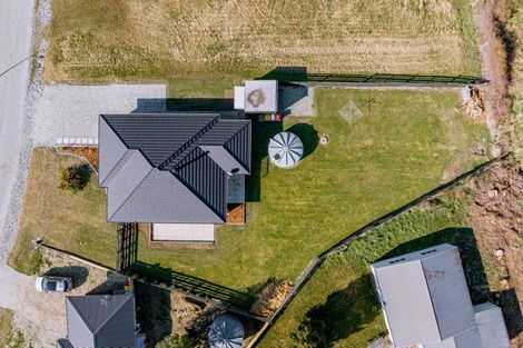 Photo of property in 10 Lakefield Close, Kingston, Athol, 9793