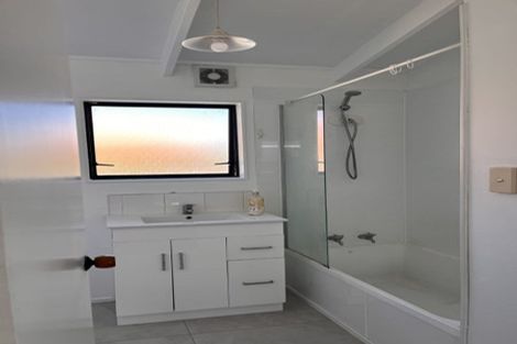 Photo of property in 24 Freda Place, Favona, Auckland, 2024